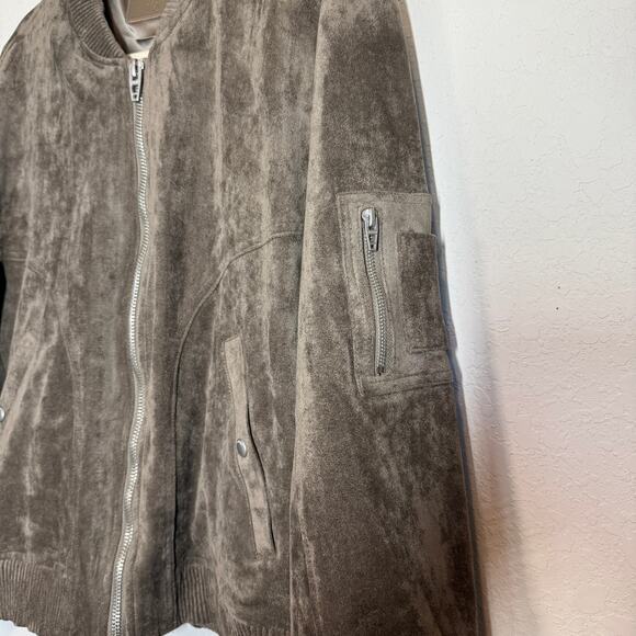 Women's Blank NYC Faux Suede Brown Zip Front Bomber Style Jacket Size Large - Picture 10 of 10